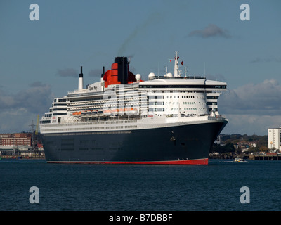 Cunard Queen Mary 2 verlässt Southampton 22. Oktober 2008 Stockfoto