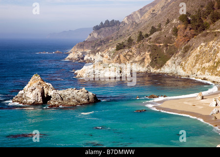 Ansicht der Pazifikküste nördlich von Julia Pfeiffer Burns State Park, Big Sur, Kalifornien, USA Stockfoto