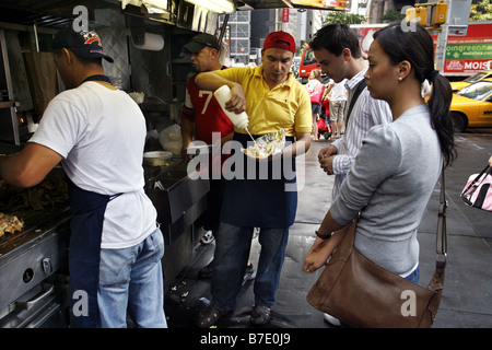 Kebab-Stand & Straßenhändler, New York City, USA Stockfoto