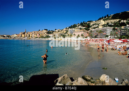 Der Strand von Garavan in Menton Stockfoto