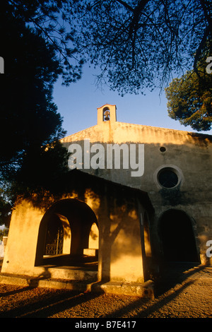Heiligtum von La Garoupe am oberen Hügel von Antibes Kap Stockfoto