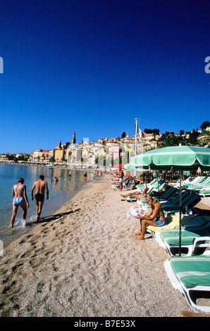 Der Strand von Garavan in Menton Stockfoto