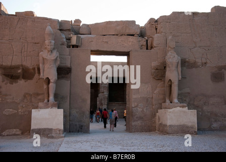 Eingang zum Tempel von Ramses II Karnak-Tempel Stockfoto