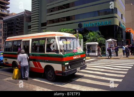 Minivan, minivan Service, Bus, Bus, Colectivo, Miraflores, Lima, Lima, Peru, Südamerika Stockfoto