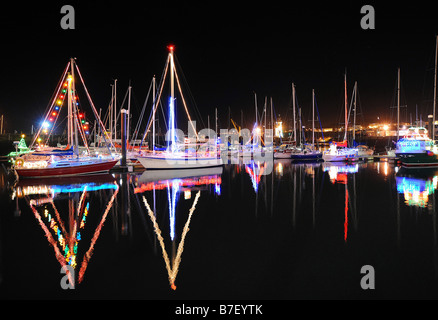 Yachten & Boote im Hafen von SCARBOROUGH SOUTH BAY HARBOUR SCARBOROUGH Süden HAFENBUCHT 24. Dezember 2008 Stockfoto