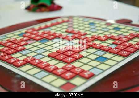 Scrabble-Brett am Ende des Spiels Scrabble Northern Ireland Championships Stockfoto