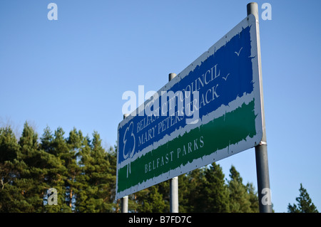 Melden Sie sich an der Mary Peters Strecke, Belfast, im Besitz und verwaltet von Belfast City Council Stockfoto