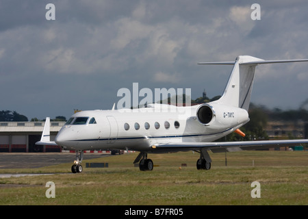 TAG Aviation Gulfstream Aerospace G-IV-X Gulfstream G450 in Farnborough. Stockfoto