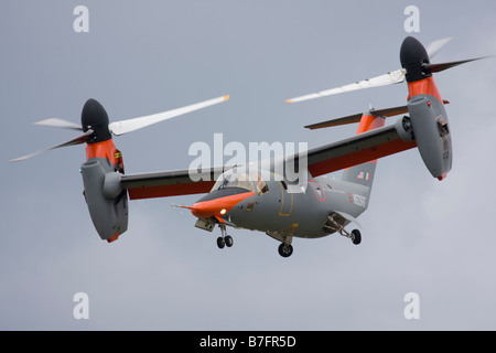 Bell/Agusta BA609 zivilen zweimotorigen Tiltrotor VTOL Flugzeug an der Farnborough International Airshow 2008, England, UK. Stockfoto