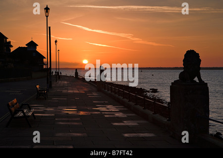 Sonnenuntergang in Cowes, Isle Of Wight Stockfoto