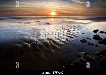 Sonnenuntergang am Brightstone Bay, Isle Of Wight Stockfoto