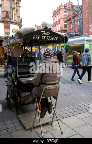 Heiße Kastanien stall in Leeds Stockfoto