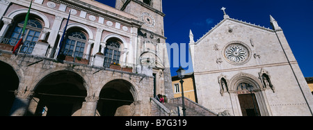 Architektur in der Piazza San Benedetto Norcia Umbrien Italien Stockfoto
