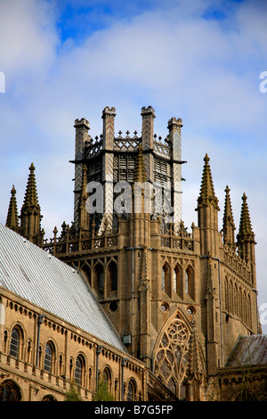 Die Laterne Octagon-Turm auf dem Schiff der Fens Ely Kathedrale Ely Stadt Cambridgeshire County England Großbritannien Großbritannien Stockfoto