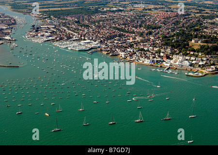 Cowes Week, Isle Of Wight aus der Luft Stockfoto