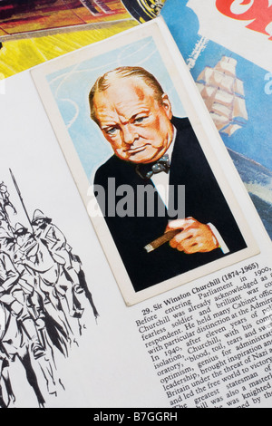 Bildkarte von Sir Winston Churchill im Brooke Bond PG Tips Bildkarte Album Persönlichkeiten herausgegeben 30. Juni 1969 Stockfoto