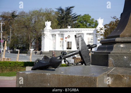 Anker am NACHIMOW Denkmal SEWASTOPOL UKRAINE SEWASTOPOL Krim UKRAINE 30. April 2008 Stockfoto