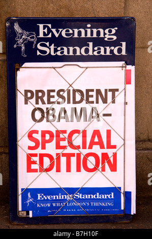 London Evening Standard Überschrift an Bord für ihre 21. Januar 2009 Präsident Obama Wahl Special Edition, Piccadilly, London. Stockfoto