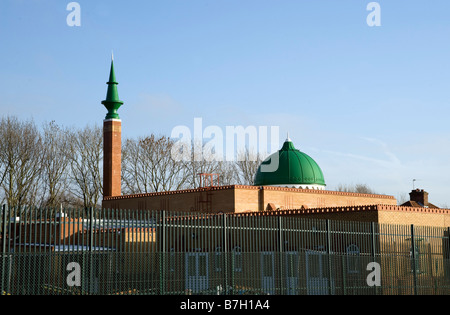 Nord Watford Moschee im frühen Winter Sonnenlicht Stockfoto