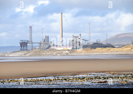 Margam Corus Stahlwerke Port Talbot aus Sket Strand Glamorgan Wales Stockfoto