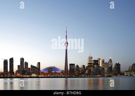 Rogers Centre, CN Tower & Innenstadt, Toronto, Ontario, Kanada Stockfoto