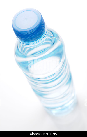 Flasche Wasser High Angle Stockfoto