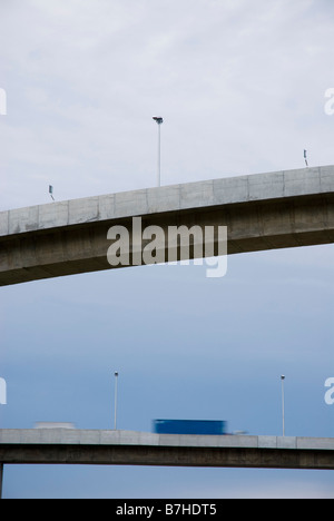 Hochstraßen an der Rama 9 Bridge, Bangkok. Thailand Stockfoto