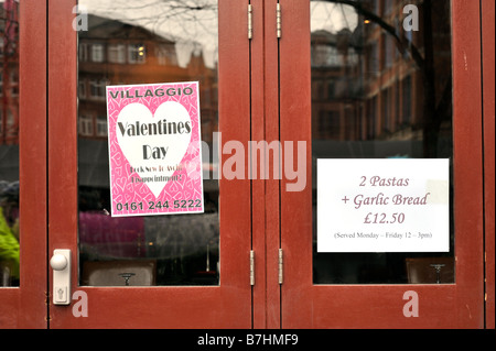 Italienisches Restaurant Villaggio bar Canal Street Homosexuell Dorf Manchester Stockfoto