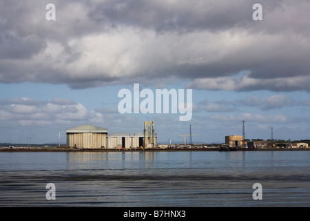 Bohrinsel arbeitet an dem Cromarty Firth-Schottland Stockfoto