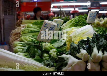 Chinesische Greens auf Verkauf im lokalen Markt Stockfoto