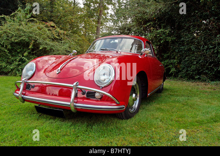 Roten Porsche 356 Coupe Stockfoto