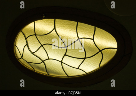 Detail des Interieurs (Deckenleuchte) bei Casa Batllo entworfen von dem Architekten Antoni Gaudi in Barcelona Stockfoto