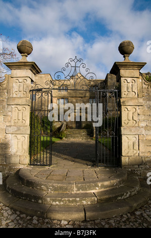 Eyam Hall im Peak District National Park Derbyshire England Stockfoto