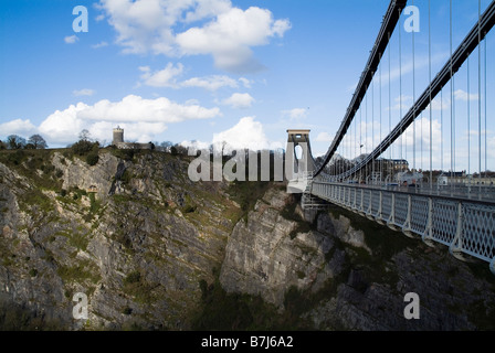 dh Clifton Suspension Bridge CLIFTON BRISTOL Clifton Suspension Bridge und Clifton Observatorium Stockfoto