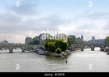 Paris (75) 1. Arrondissement. Pont of Arts und Ile de la cité. Ile de France. Frankreich Stockfoto