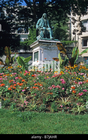 Paris, Bronze-Statue von Benjamin Franklin, Place du Trocadéro, Stockfoto