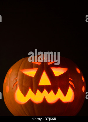 Glühende Jack O' Lantern Stockfoto