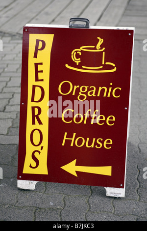 Pedros Bio Kaffeehaus, Granville Island, Vancouver, Britisch-Kolumbien, Kanada Stockfoto