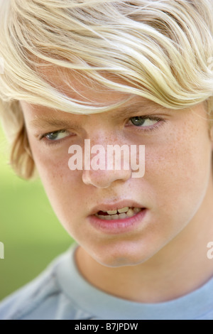 Porträt von Teenager suchen wütend Stockfoto