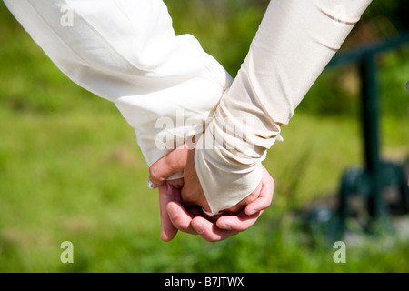 Halten Hände Stockfoto
