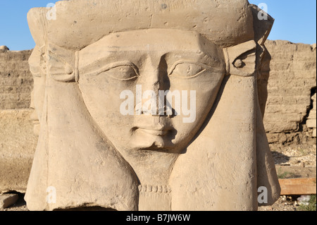 Hathor Hauptstadt Hathor Tempel Dendera Ägypten 081115 32524 Stockfoto