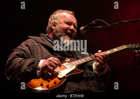 John Martyn spielen auf einem Musikfestival Stockfoto