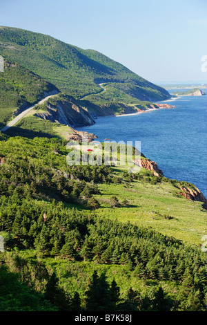 Ansicht der Cabot Trail und St.-Lorenz-Golf, Cape Breton Highlands National Park, Nova Scotia, Kanada Stockfoto