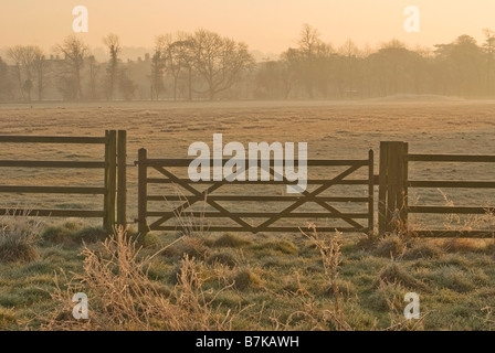 Sonnenaufgang an einem Wintermorgen, Oxford Stockfoto