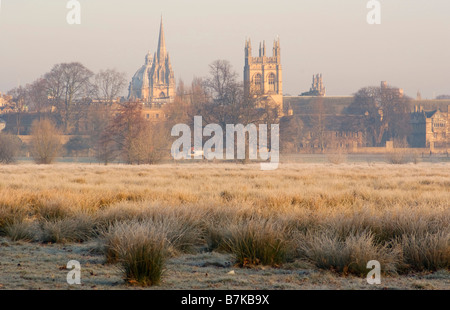 Blick über Christ Church Meadow im Winter, Oxford Stockfoto