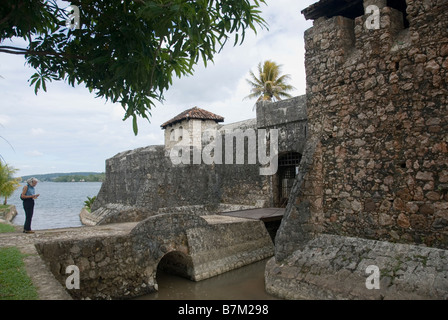 Burg von San Felipe de Lara auf See Izabal, Guatemala. Stockfoto