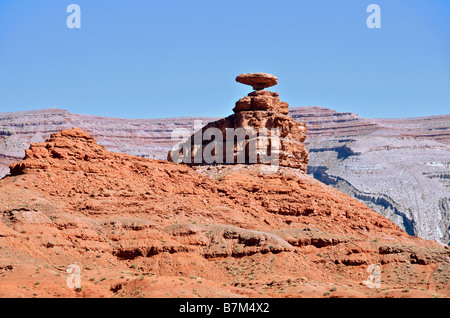 Mexican Hat Felsformation Monument Valley, Utah USA Stockfoto