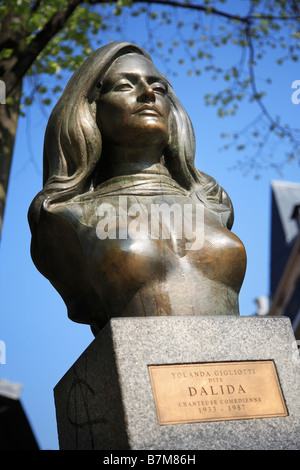 DALIDA BÜSTE IN MONTMARTRE Stockfoto