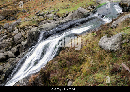 Mahon fällt Comeragh Mountains Waterford Irland landschaftlich malerischen Fluss Fluss Bach Berg Wäschetrockner fallen Stockfoto