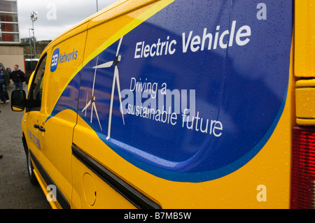 Fahrzeugseite eine elektrische van Zugehörigkeit zu ESB, der irische Stromanbieter 2009 Stockfoto